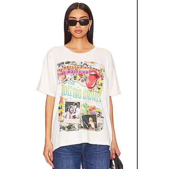 Daydreamer Tops - NWT Daydreamer The Rolling Stones TIME WAITS FOR NO ONE‎ Merch Tee, M